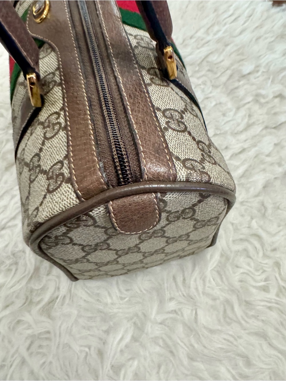 Gucci Beige GG Supreme 27 Satchel with Red & Green Web Stripe - Picture 7 of 11